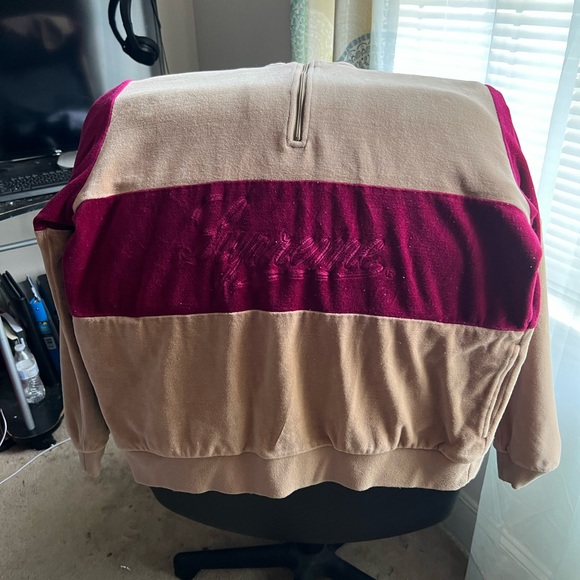 Supreme! - Picture 7 of 9